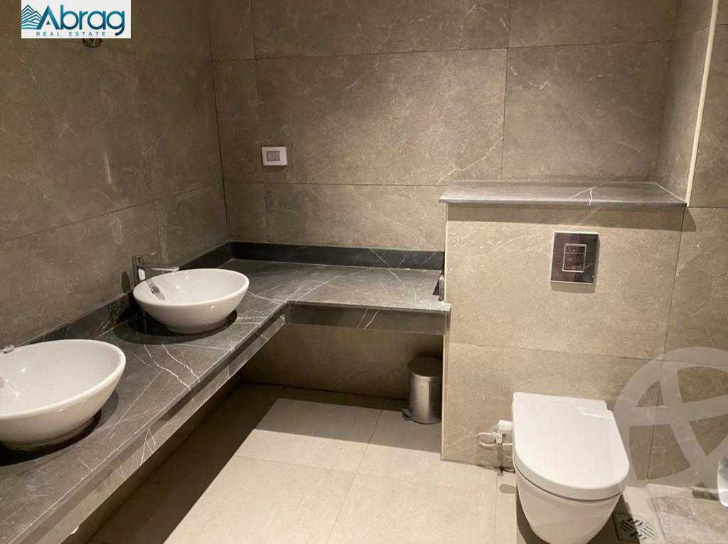 https://aqarmap.com.eg/ar/listing/3624467-for-sale-cairo-el-sheikh-zayed-city-compounds-brj-zyd-wr-llttwyr
