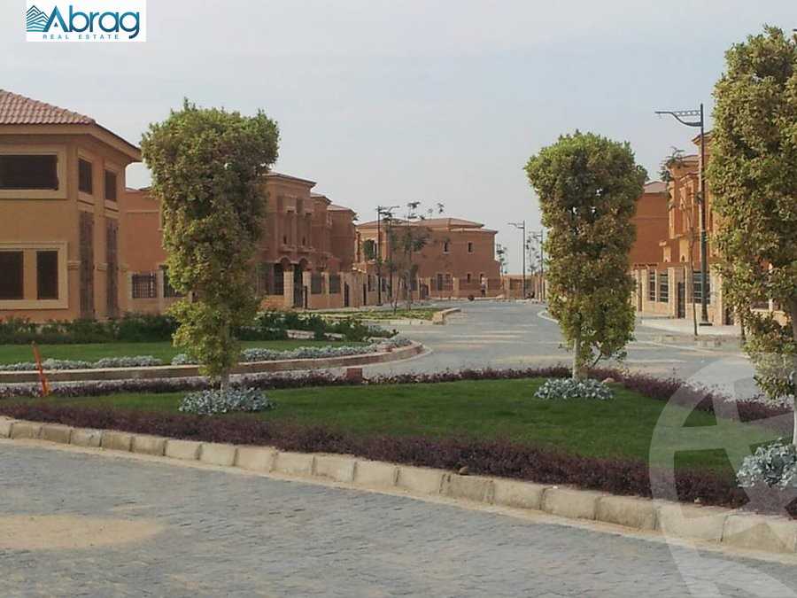 https://aqarmap.com.eg/ar/listing/3975931-for-sale-cairo-el-sheikh-zayed-city-compounds-in-sheikh-zayed-royal-meadows