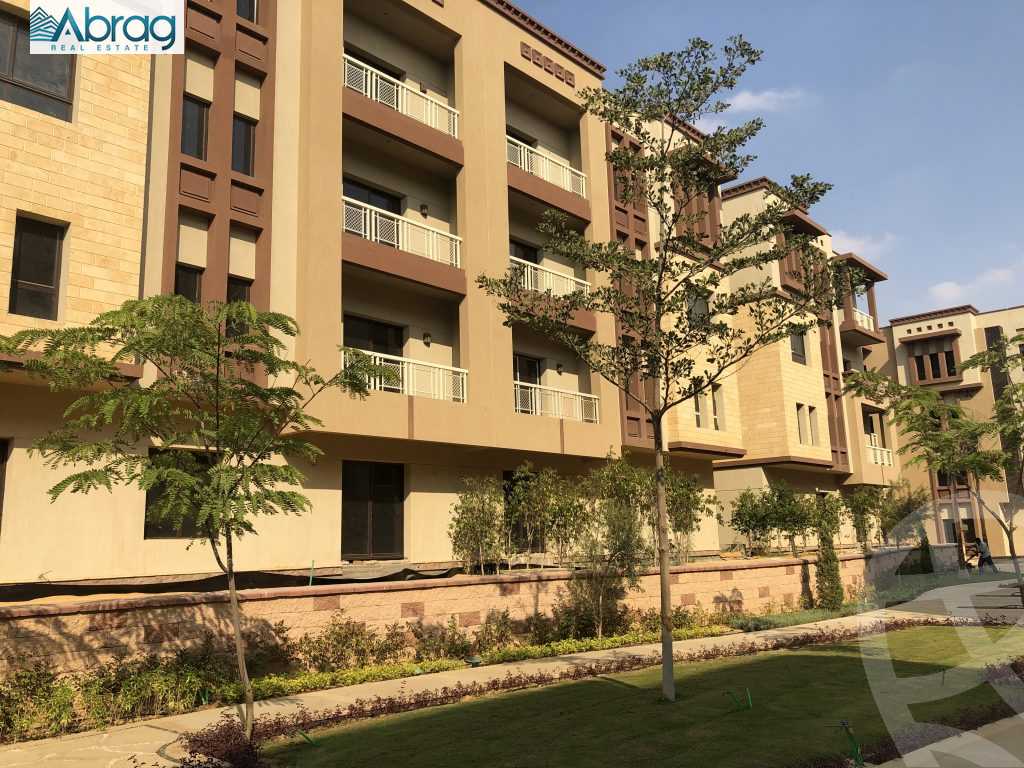 https://aqarmap.com.eg/en/listing/4073507-for-sale-cairo-6th-of-october-compound-green-5