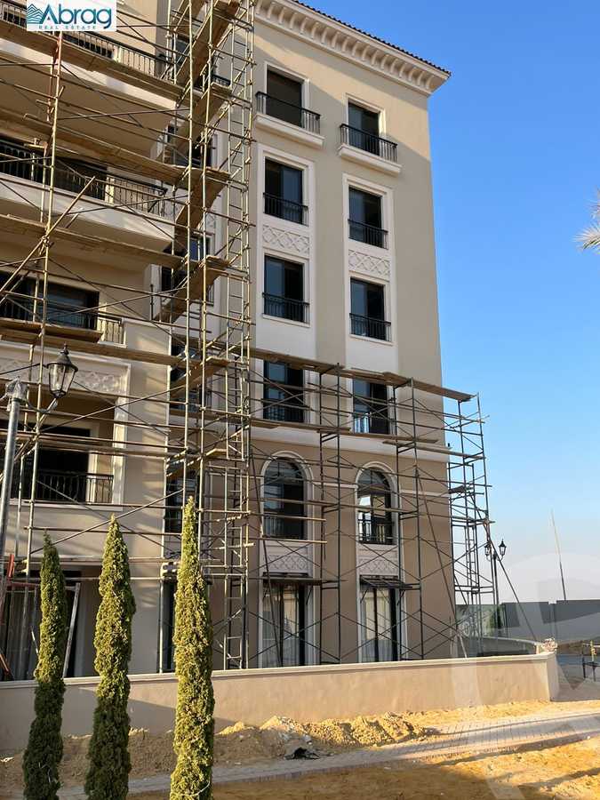 https://aqarmap.com.eg/en/listing/4280466-for-sale-cairo-el-sheikh-zayed-city-compounds-kmbwnd-fyldj-wyst-dr-llttwyr