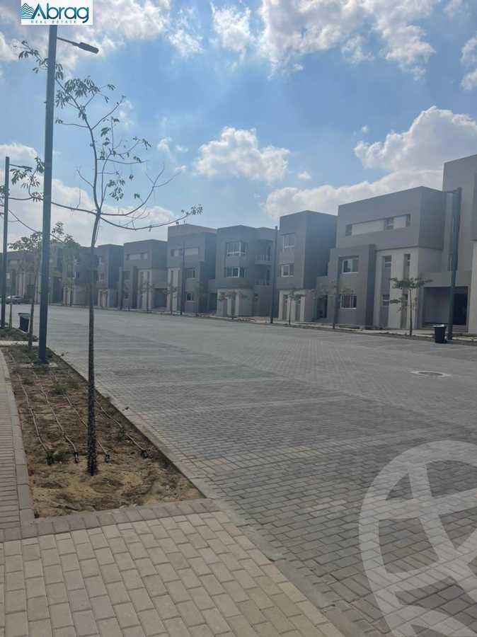 https://aqarmap.com.eg/en/listing/4649643-for-sale-cairo-el-sheikh-zayed-city-compounds-in-sheikh-zayed-etapa