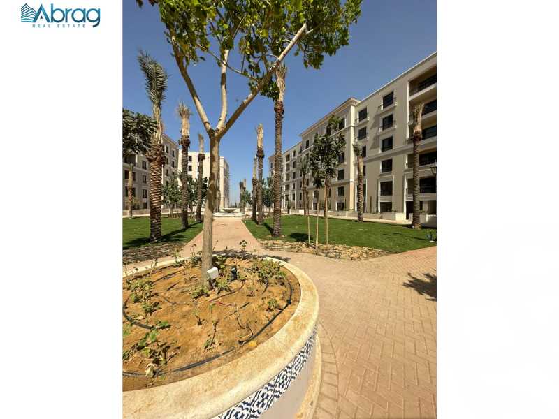 https://aqarmap.com.eg/ar/listing/5327128-for-sale-cairo-el-sheikh-zayed-city-compounds-kmbwnd-fyldj-wyst-dr-llttwyr