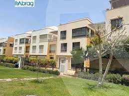 https://aqarmap.com.eg/ar/listing/5349559-for-sale-cairo-el-sheikh-zayed-city-compounds-kmbwnd-wyst-twn-swdyk