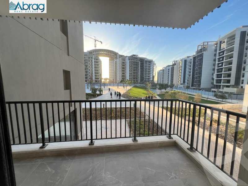 https://aqarmap.com.eg/ar/listing/5430313-for-sale-cairo-el-sheikh-zayed-city-compounds-zyd-wr-llttwyr-z-tower