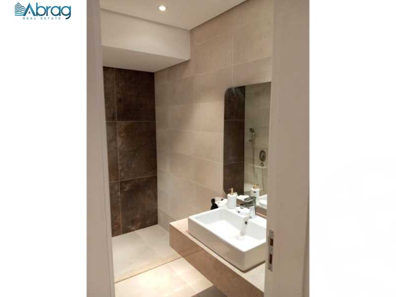 https://aqarmap.com.eg/ar/listing/5430653-for-sale-cairo-el-sheikh-zayed-city-compounds-kmbwnd-fyldj-wyst-dr-llttwyr