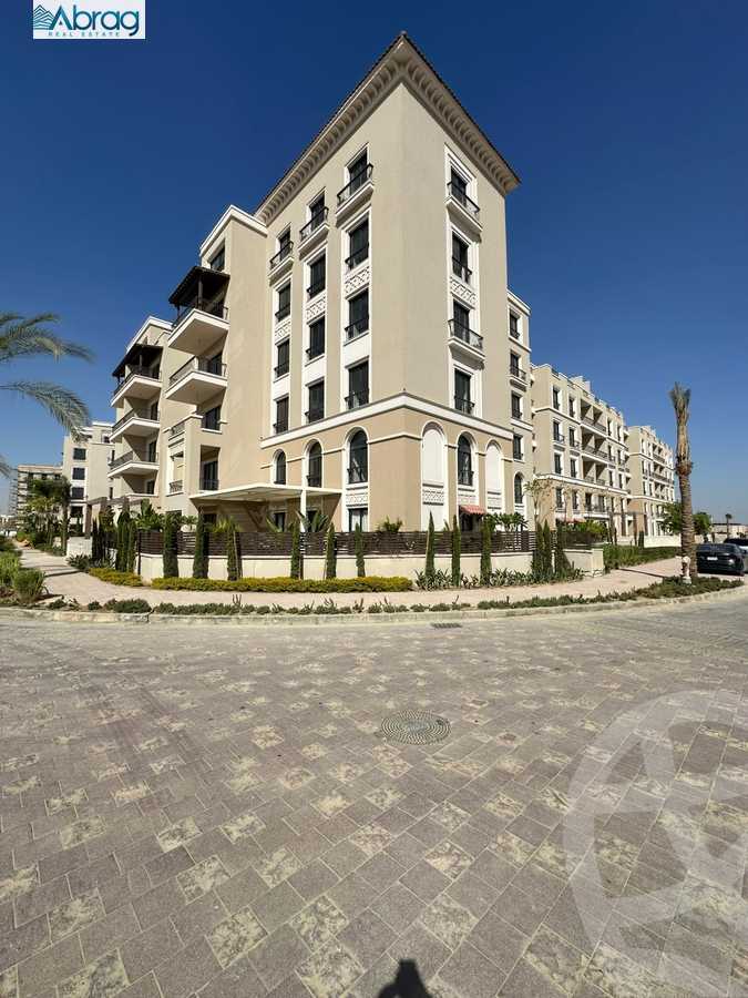 https://aqarmap.com.eg/ar/listing/5564769-for-sale-cairo-el-sheikh-zayed-city-compounds-kmbwnd-fyldj-wyst-dr-llttwyr