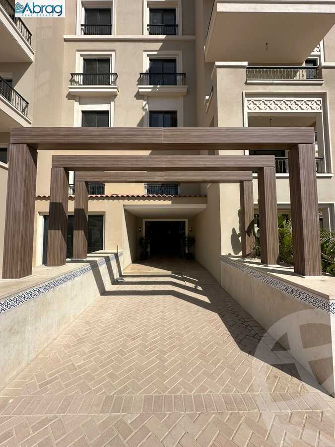 https://aqarmap.com.eg/en/listing/5948848-for-sale-cairo-el-sheikh-zayed-city-compounds-kmbwnd-fyldj-wyst-dr-llttwyr