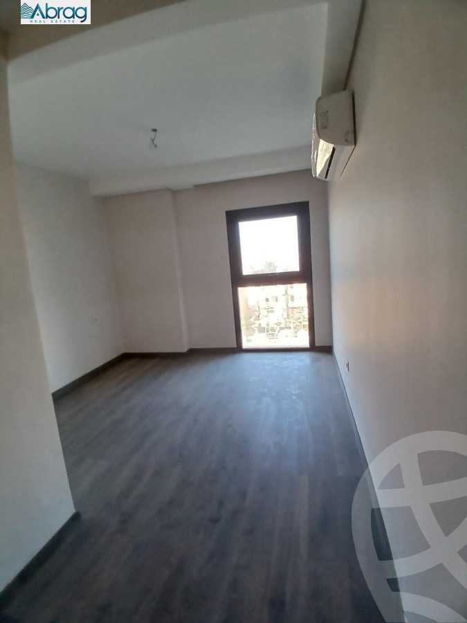 https://aqarmap.com.eg/en/listing/5949064-for-sale-cairo-el-sheikh-zayed-city-compounds-zyd-wr-llttwyr-z-tower