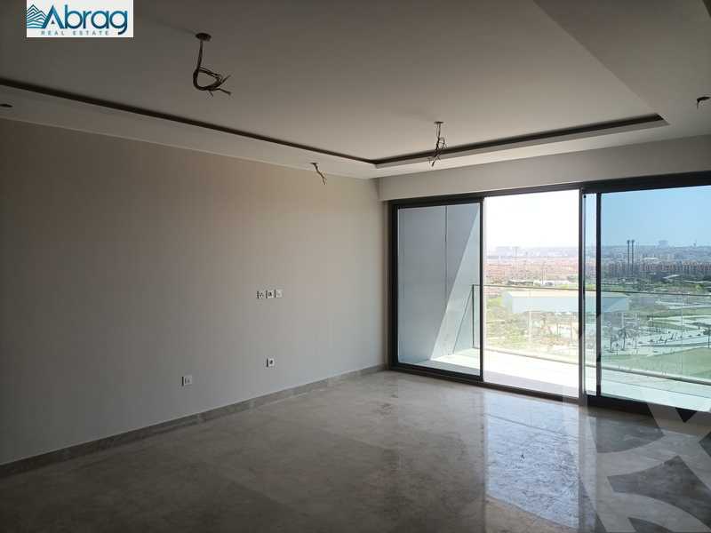 https://aqarmap.com.eg/en/listing/5949420-for-sale-cairo-el-sheikh-zayed-city-compounds-zyd-wr-llttwyr-park-towers-zed-el-sheikh-zayed-compound