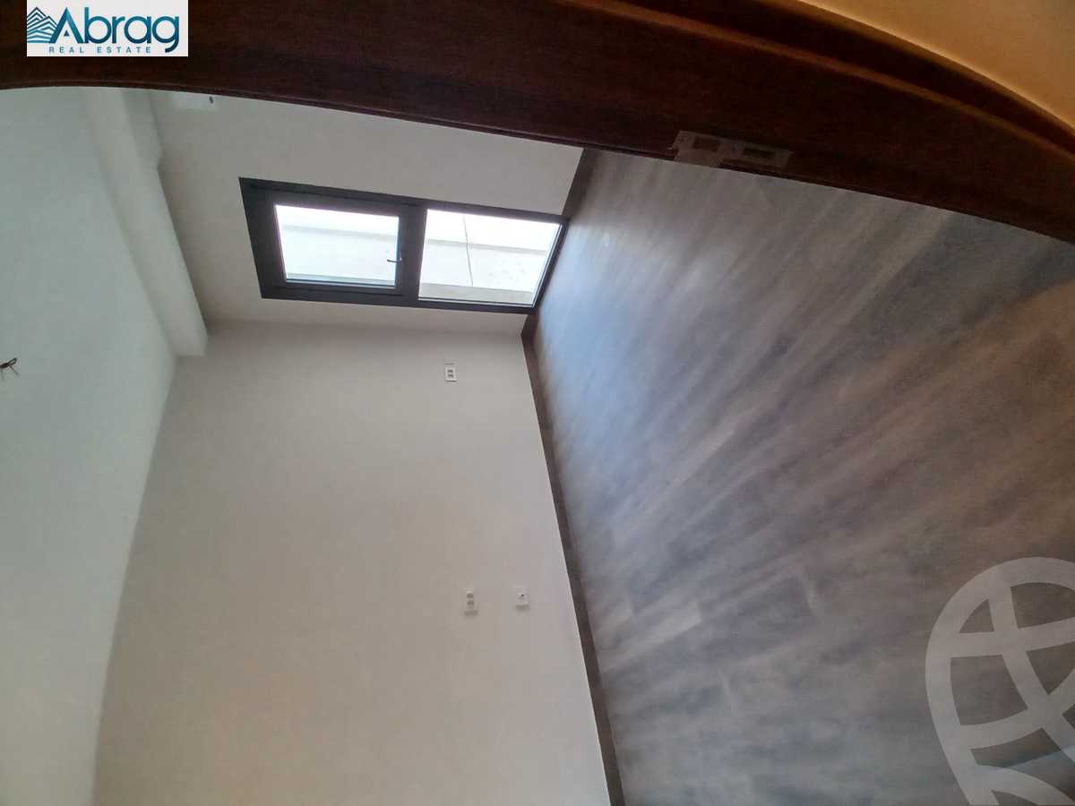 https://aqarmap.com.eg/ar/listing/6267610-for-sale-cairo-el-sheikh-zayed-city-compounds-zyd-wr-llttwyr-z-tower