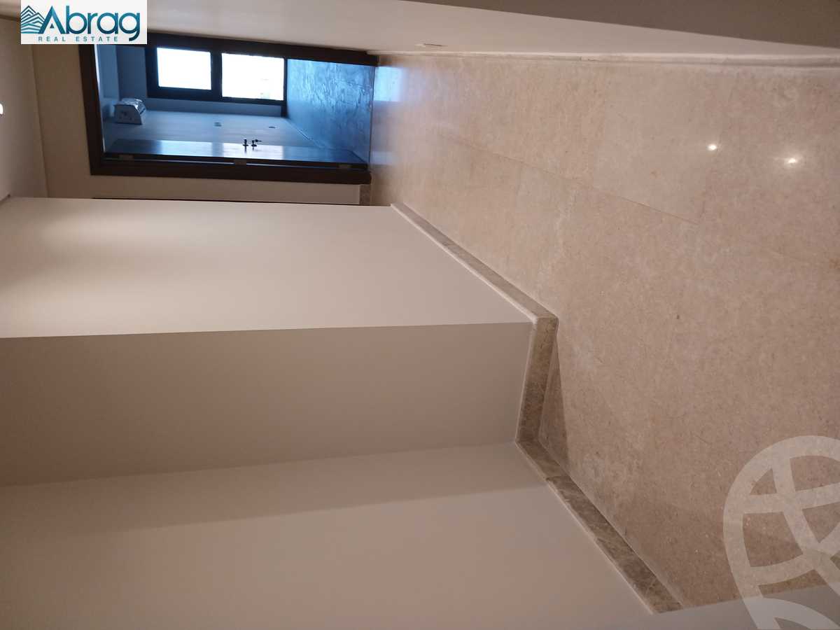 https://aqarmap.com.eg/ar/listing/6267610-for-sale-cairo-el-sheikh-zayed-city-compounds-zyd-wr-llttwyr-z-tower