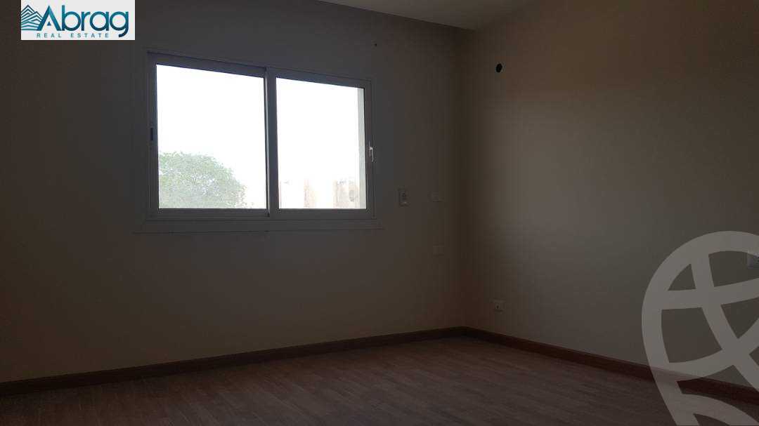 https://aqarmap.com.eg/ar/listing/6572416-for-sale-cairo-el-sheikh-zayed-city-compounds-dh-drys
