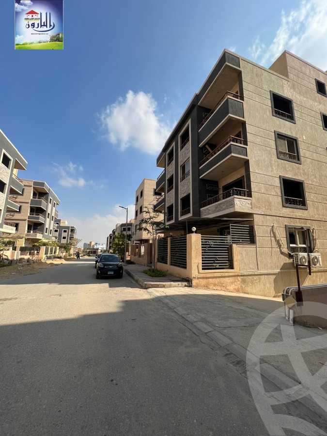 https://aqarmap.com.eg/ar/listing/3741489-for-sale-cairo-new-cairo-south-investors-mohammed-nagib-axis-st