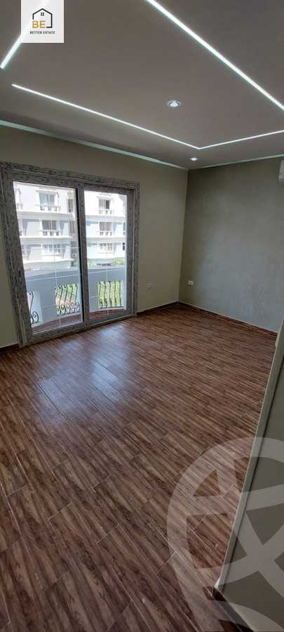 https://aqarmap.com.eg/en/listing/4009546-for-rent-cairo-new-cairo-compounds-mountain-view-hyde-park