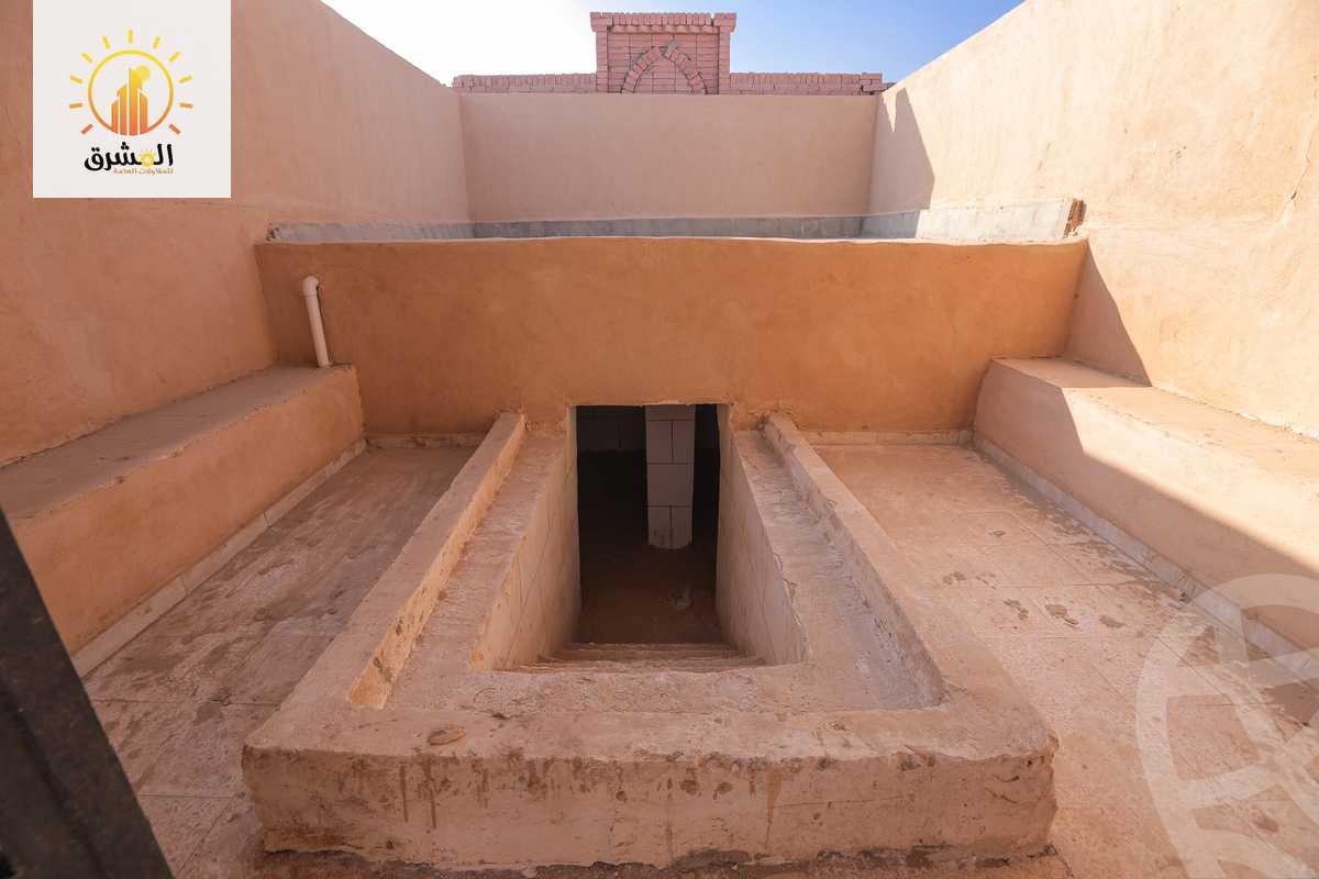 https://aqarmap.com.eg/ar/listing/3789429-for-sale-ain-elsokhna-tryq-l-yn-lskhn-lz-frn