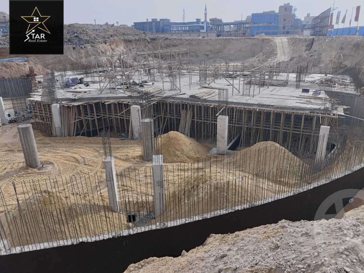 https://aqarmap.com.eg/ar/listing/3845683-for-sale-cairo-new-cairo-first-settlement-mhwr-mstfy-kml