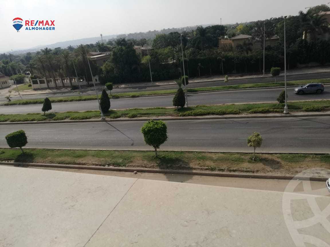 https://aqarmap.com.eg/en/listing/3848177-for-sale-cairo-el-sheikh-zayed-city-el-hay-elsabeaa-lhy-lsb
