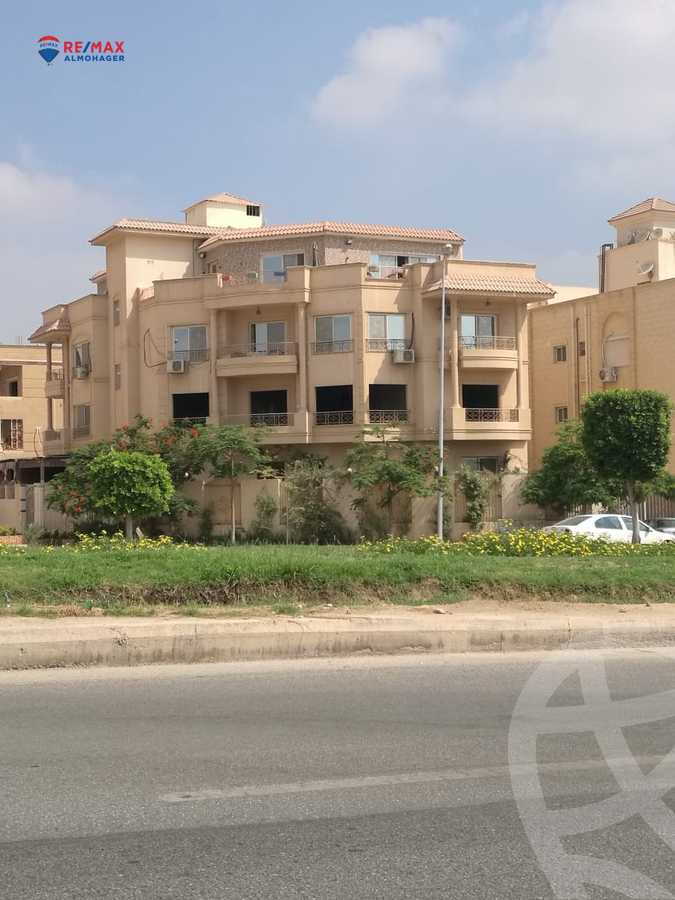 https://aqarmap.com.eg/en/listing/3848177-for-sale-cairo-el-sheikh-zayed-city-el-hay-elsabeaa-lhy-lsb