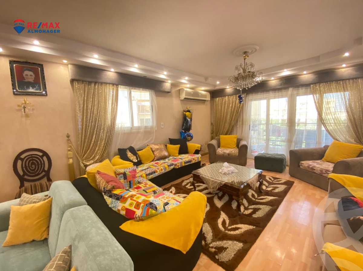 https://aqarmap.com.eg/ar/listing/3865855-for-sale-cairo-el-sheikh-zayed-city-compounds-in-sheikh-zayed-zayed-2000
