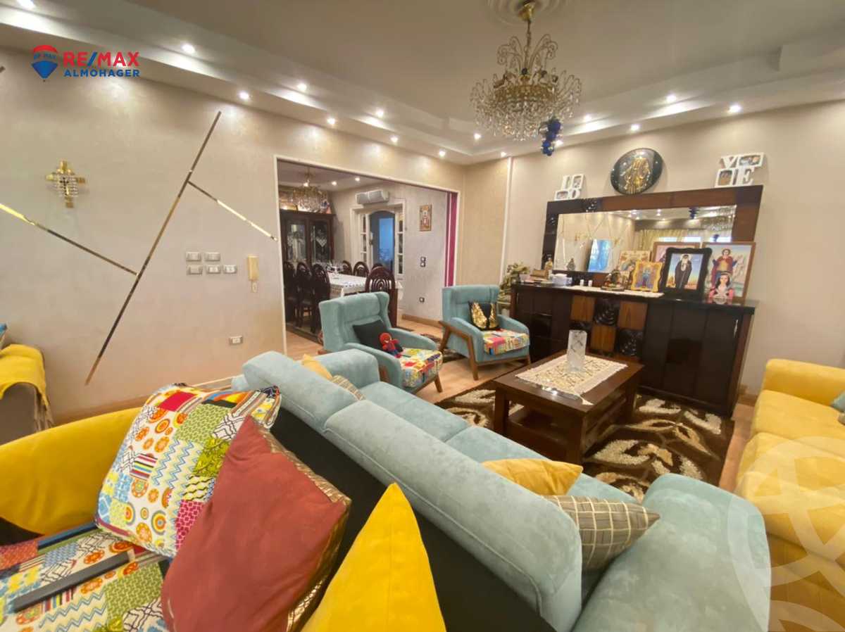https://aqarmap.com.eg/ar/listing/3865855-for-sale-cairo-el-sheikh-zayed-city-compounds-in-sheikh-zayed-zayed-2000