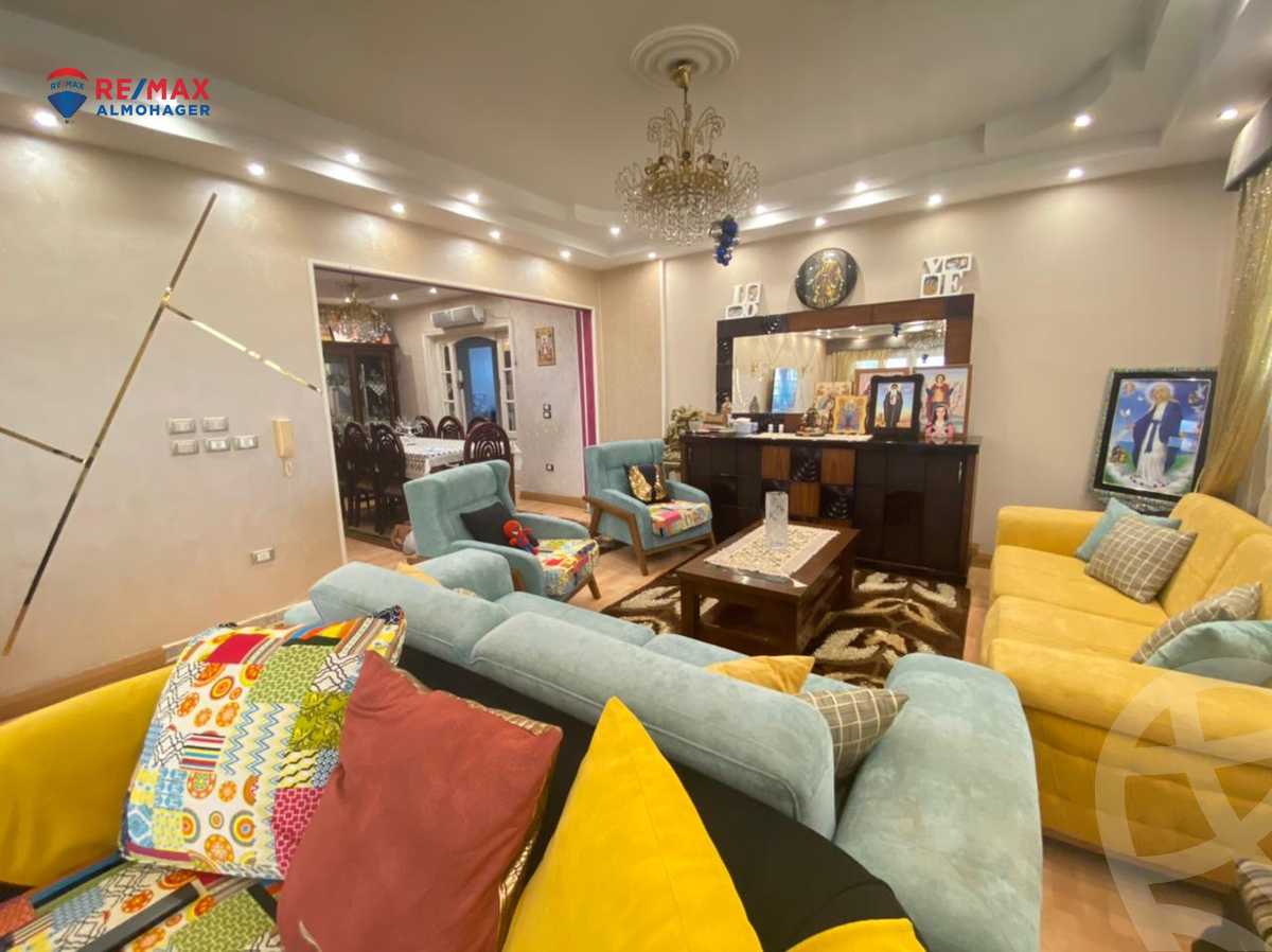 https://aqarmap.com.eg/ar/listing/3865855-for-sale-cairo-el-sheikh-zayed-city-compounds-in-sheikh-zayed-zayed-2000