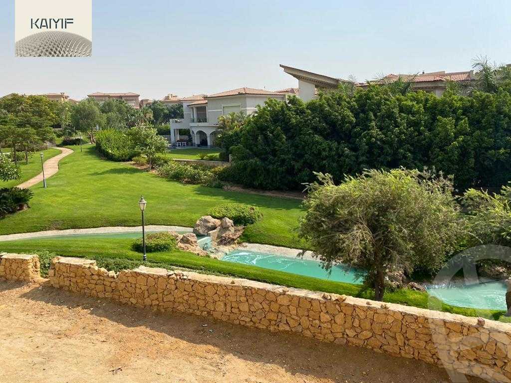 https://aqarmap.com.eg/en/listing/4131478-for-sale-cairo-new-cairo-compounds-lake-view