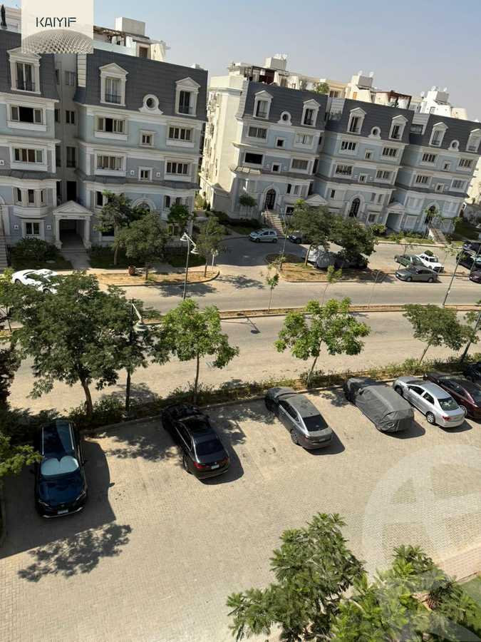 https://aqarmap.com.eg/en/listing/6542476-for-sale-cairo-new-cairo-compounds-mountain-view-hyde-park