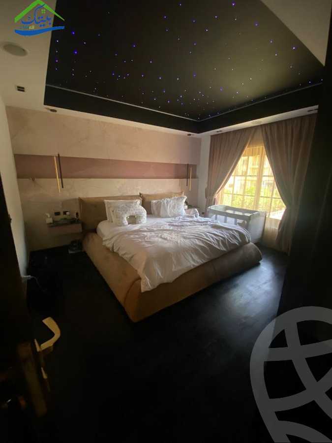 https://aqarmap.com.eg/ar/listing/4052548-for-sale-cairo-new-cairo-compounds-mena-residence