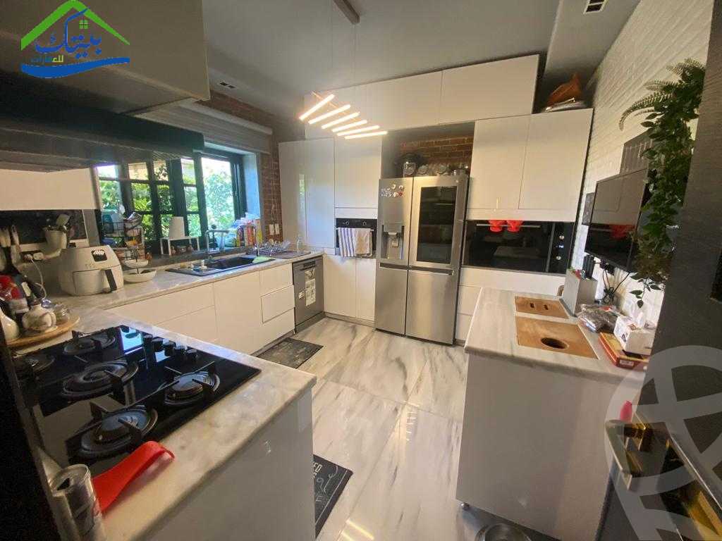 https://aqarmap.com.eg/ar/listing/4052548-for-sale-cairo-new-cairo-compounds-mena-residence