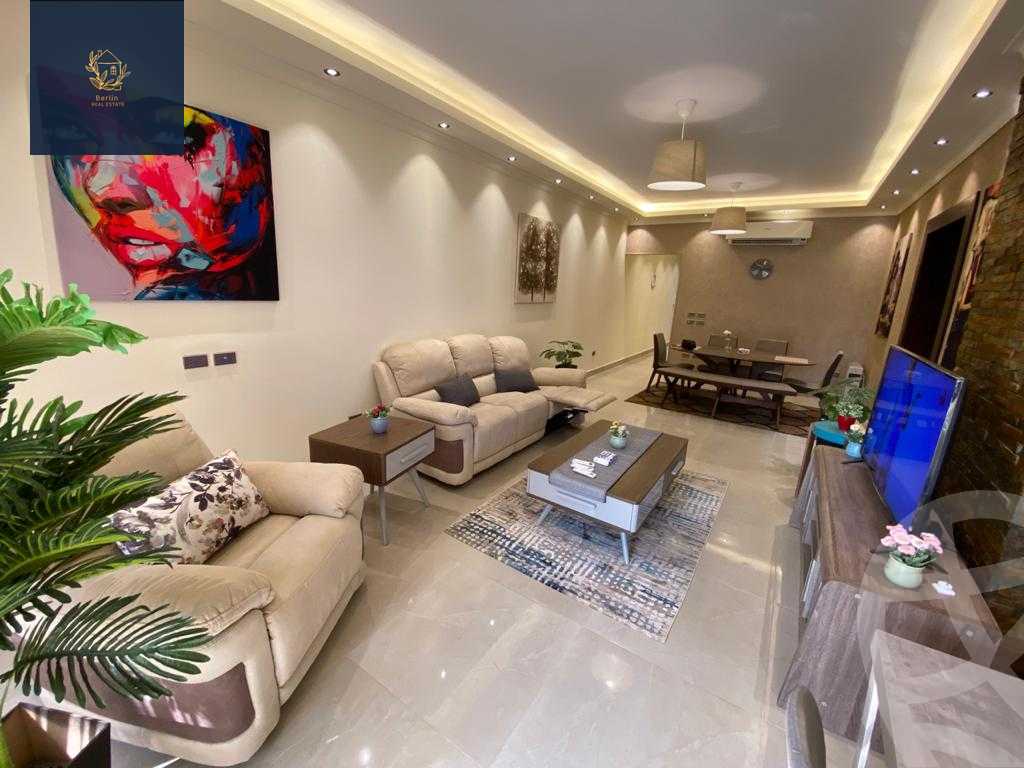 https://aqarmap.com.eg/ar/listing/3878198-for-rent-cairo-new-cairo-compounds-midtown