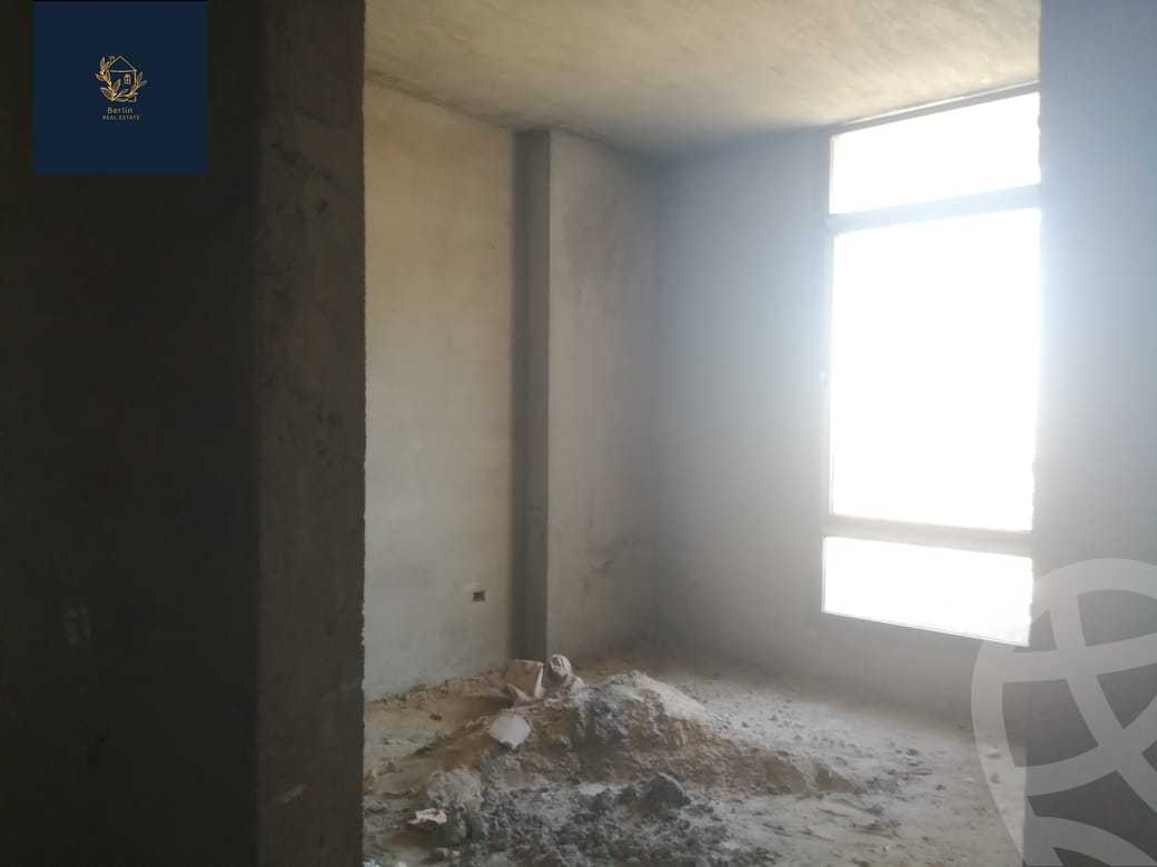 https://aqarmap.com.eg/en/listing/4238990-for-sale-cairo-new-cairo-compounds-dh-ykwn-ryzdns-styl-hwm