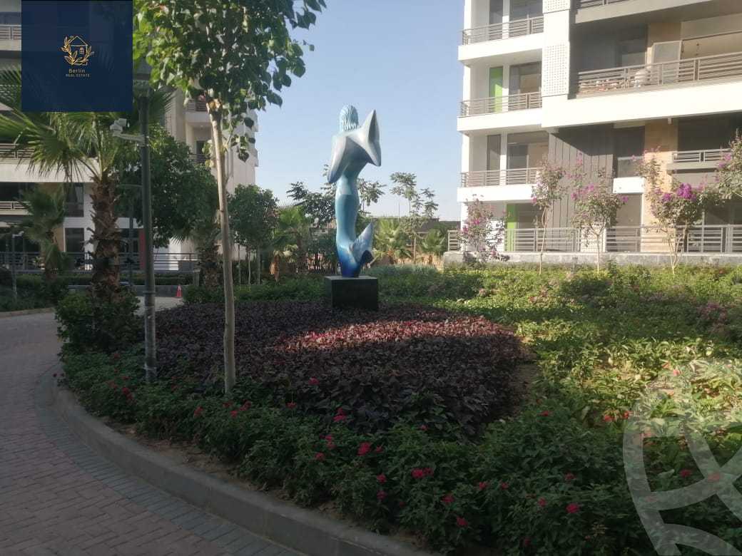 https://aqarmap.com.eg/en/listing/4238990-for-sale-cairo-new-cairo-compounds-dh-ykwn-ryzdns-styl-hwm