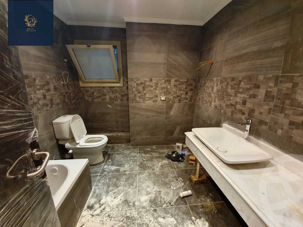 https://aqarmap.com.eg/en/listing/4240061-for-rent-cairo-new-cairo-compounds-galleria-moon-valley