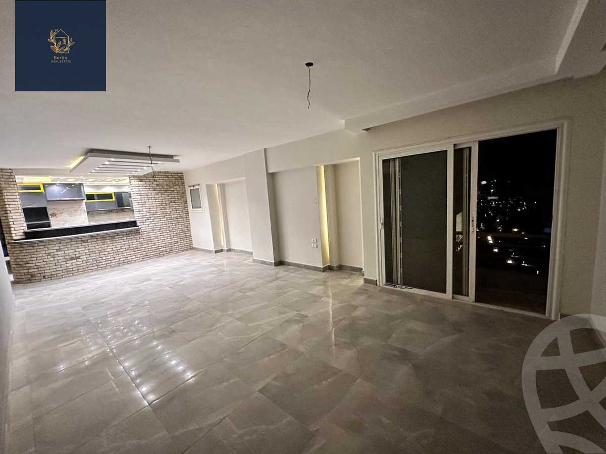 https://aqarmap.com.eg/en/listing/4275559-for-rent-cairo-new-cairo-compounds-the-square