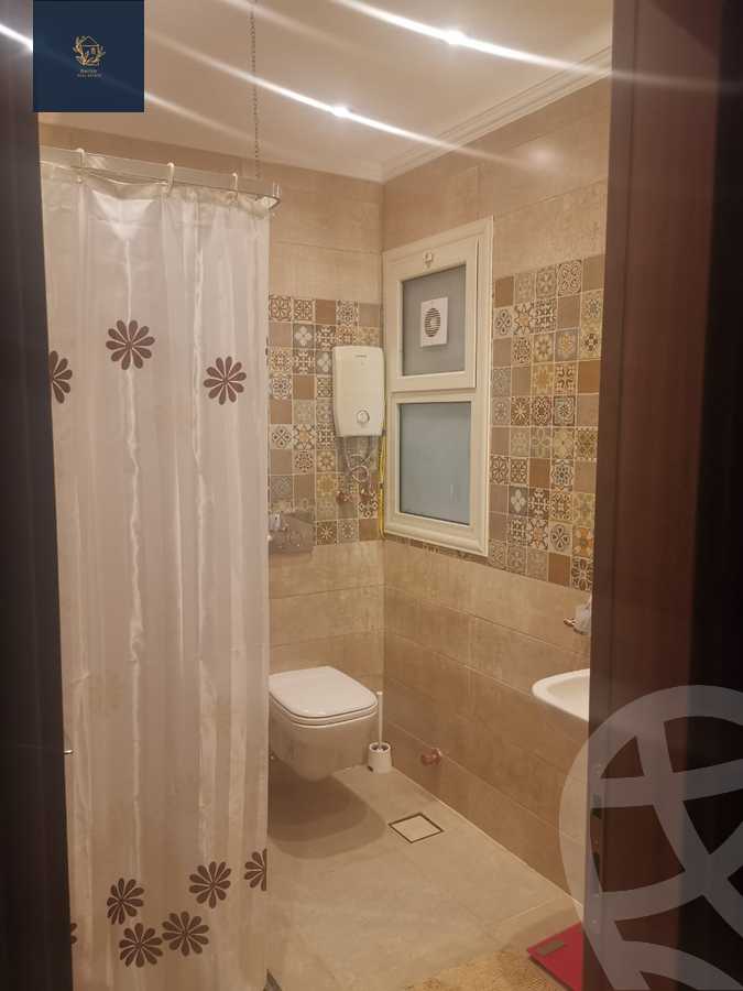 https://aqarmap.com.eg/ar/listing/4275560-for-sale-cairo-new-cairo-compounds-stwn-ryzydns-by-ar-y-llttwyr