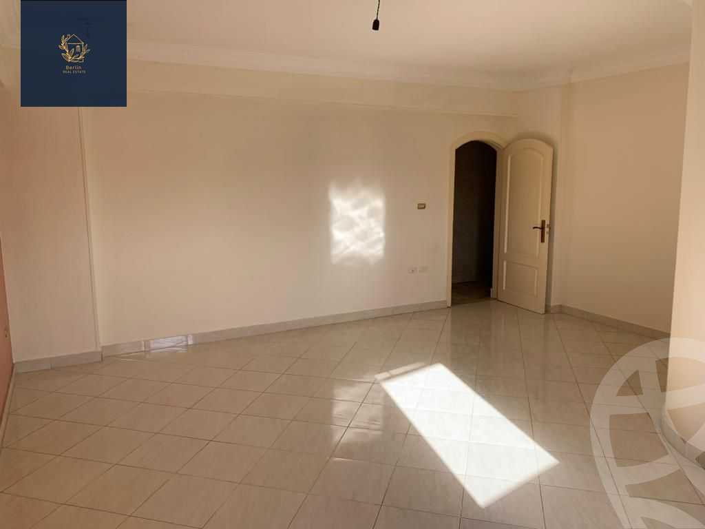 https://aqarmap.com.eg/en/listing/4748250-for-sale-new-cairo-gharb-arabella-selim-st