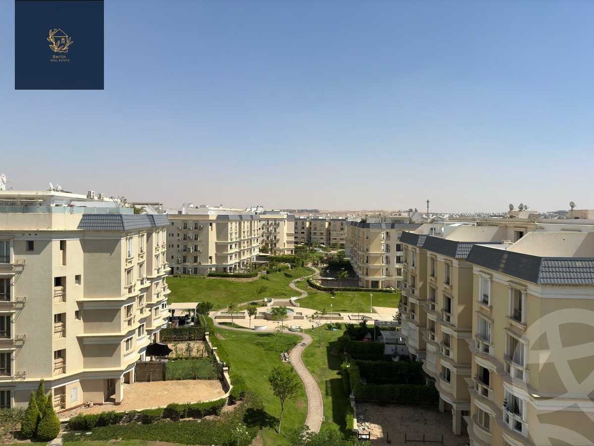 https://aqarmap.com.eg/en/listing/4894855-for-sale-cairo-new-cairo-compounds-mountain-view-hyde-park