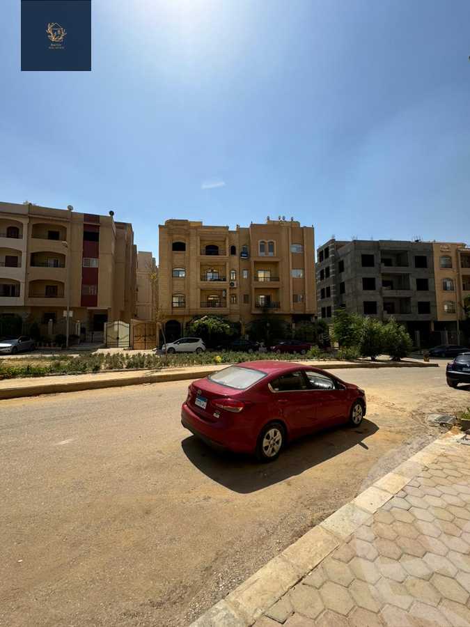 https://aqarmap.com.eg/ar/listing/4929332-for-sale-cairo-new-cairo-south-investors-zizinia-st