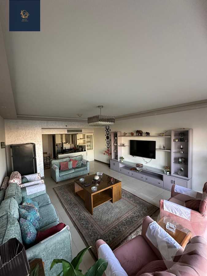 https://aqarmap.com.eg/ar/listing/6290374-for-rent-cairo-new-cairo-compounds-nyoum-nyw-kyrw
