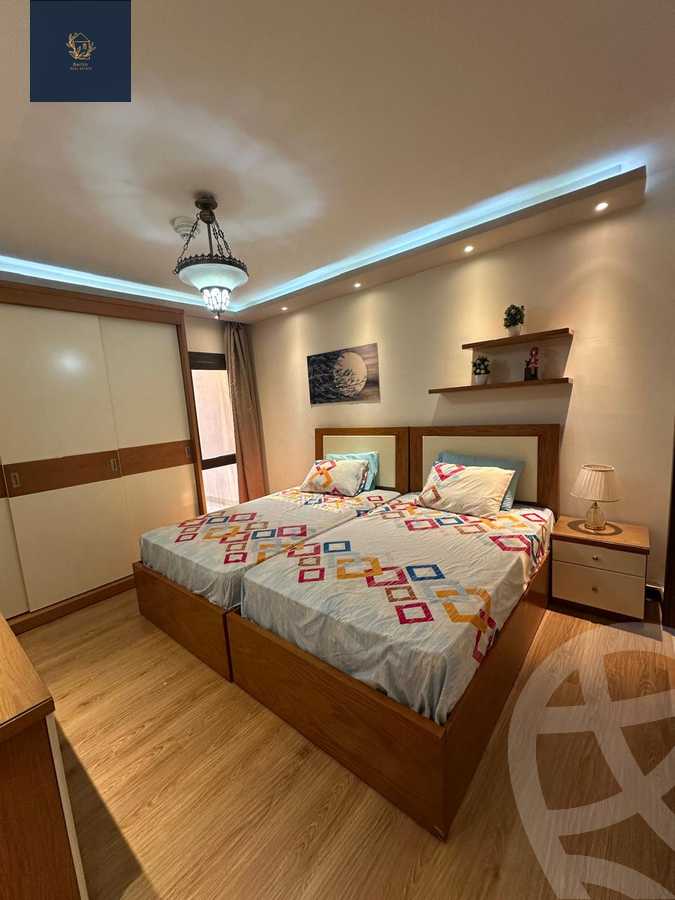 https://aqarmap.com.eg/ar/listing/6290374-for-rent-cairo-new-cairo-compounds-nyoum-nyw-kyrw