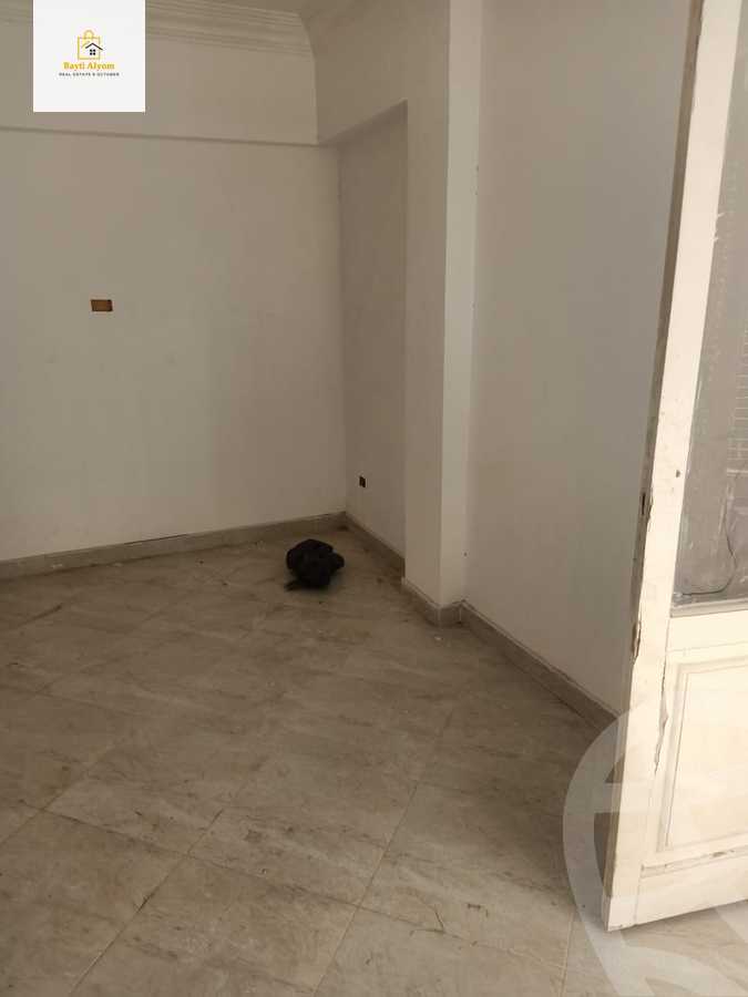 https://aqarmap.com.eg/ar/listing/3923332-for-sale-cairo-6th-of-october-el-ahyaa-neighborhood-6th-street-5-st