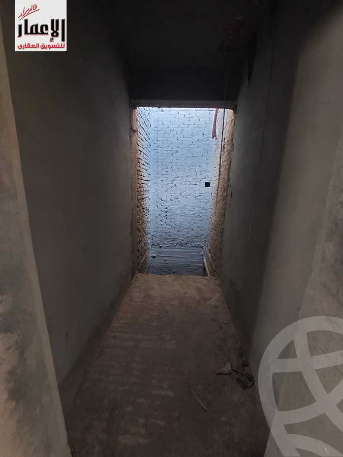 https://aqarmap.com.eg/ar/listing/3956442-for-sale-cairo-el-sheikh-zayed-city-compounds-in-sheikh-zayed-royal-meadows