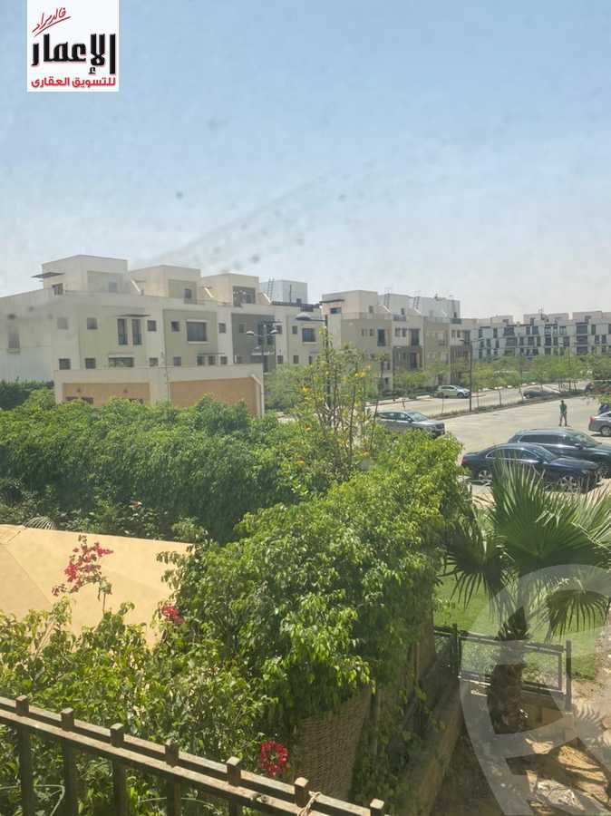 https://aqarmap.com.eg/ar/listing/3964097-for-sale-cairo-el-sheikh-zayed-city-compounds-in-sheikh-zayed-beverly-hills