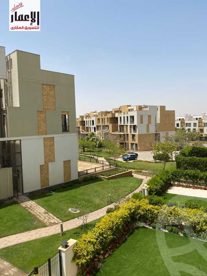 https://aqarmap.com.eg/ar/listing/3964097-for-sale-cairo-el-sheikh-zayed-city-compounds-in-sheikh-zayed-beverly-hills