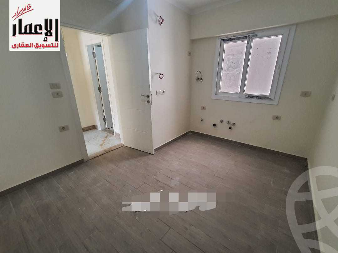 https://aqarmap.com.eg/ar/listing/4147777-for-rent-cairo-el-sheikh-zayed-city-compounds-in-sheikh-zayed-zayed-regency