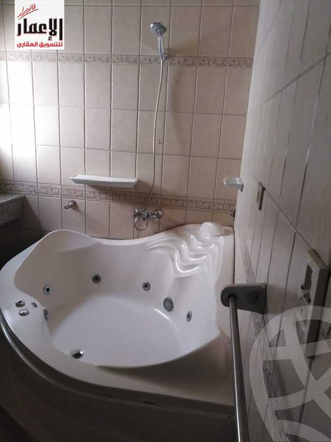https://aqarmap.com.eg/en/listing/4177175-for-rent-cairo-6th-of-october-compound-ramo