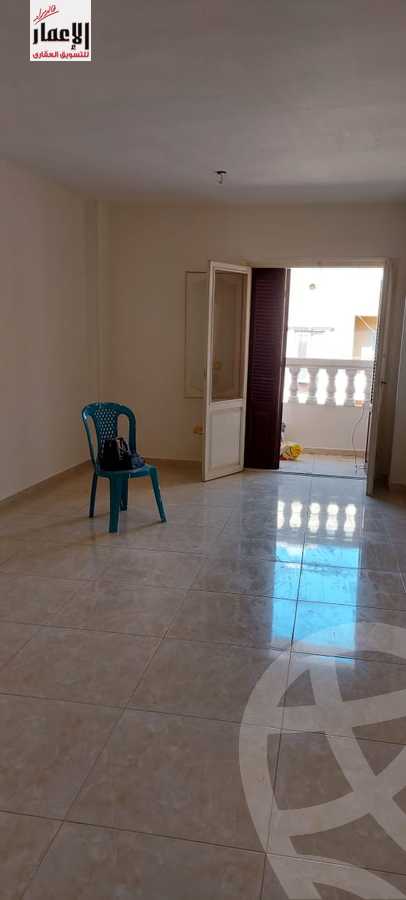 https://aqarmap.com.eg/ar/listing/4202543-for-sale-cairo-6th-of-october-el-ahyaa-neighborhood-4th-school-st