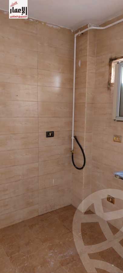 https://aqarmap.com.eg/ar/listing/4202543-for-sale-cairo-6th-of-october-el-ahyaa-neighborhood-4th-school-st