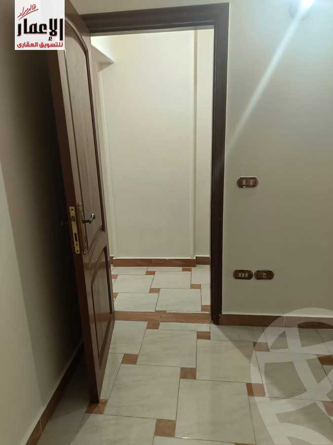 https://aqarmap.com.eg/en/listing/4344964-for-rent-cairo-el-sheikh-zayed-city-el-hay-el-hady-ashaer-area-2-street-10