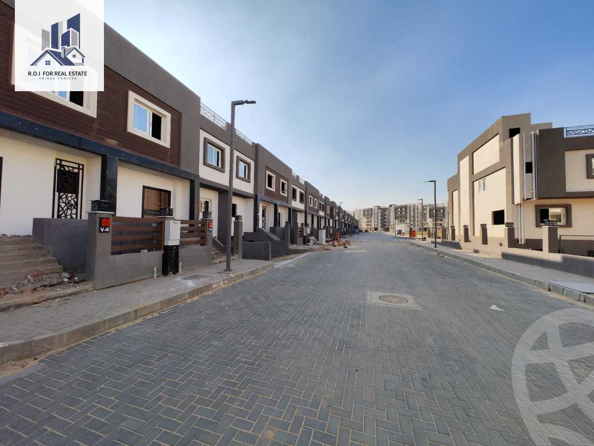 https://aqarmap.com.eg/ar/listing/3884530-for-sale-cairo-6th-of-october-compounds-rwk-ydn-blz-lbtl-jrwb